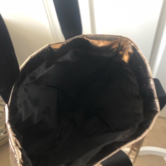 Victoria Secret Tote Bag Rose Gold Quilted Style - Picture 6 of 7